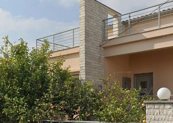 Fella * Χαλκίδα